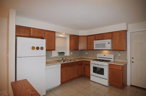 660 Beau Ct, Des Plaines, IL 60016 photo 8