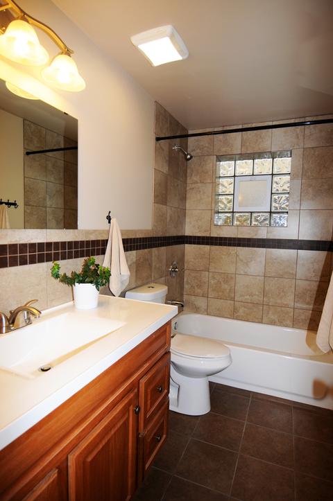 660 Beau Ct, Des Plaines, IL 60016 photo 9