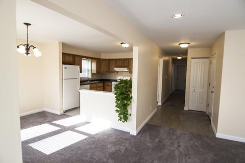 660 Beau Ct, Des Plaines, IL 60016 photo 11