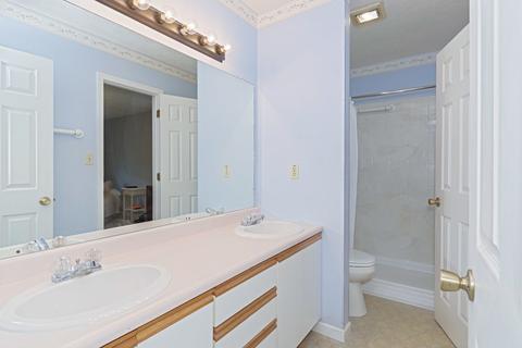 2812 Dutchess Dr, Bloomington, IL 61704 photo 9