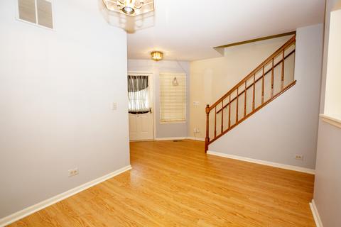 792 Ripple Brook Ct, Elgin, IL 60120 photo 8