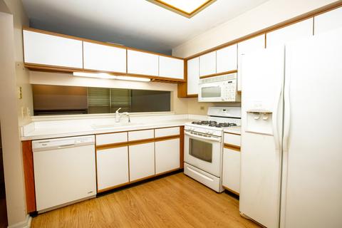 792 Ripple Brook Ct, Elgin, IL 60120 photo 7