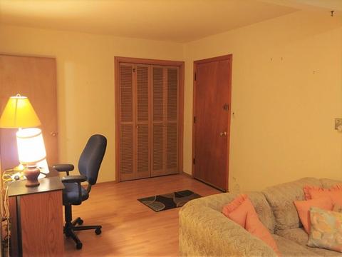 956 Pebble Dr, Wheeling, IL 60090 photo 5