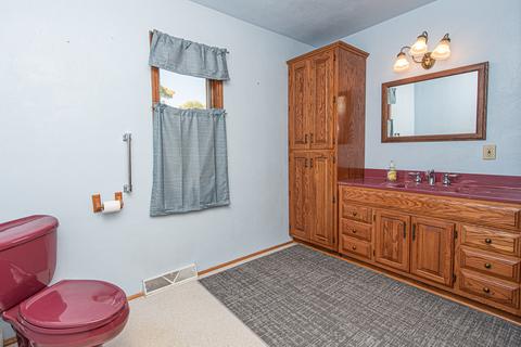 115 E Cermak Rd, Braidwood, IL 60408 photo 12