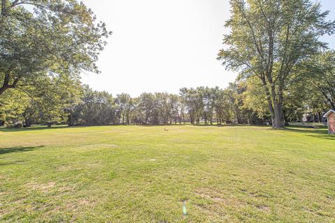 115 E Cermak Rd, Braidwood, IL 60408 photo 16