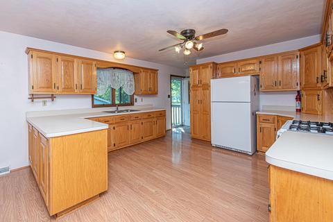 115 E Cermak Rd, Braidwood, IL 60408 photo 5