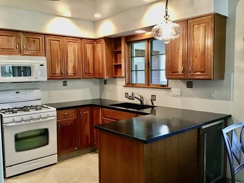 806 Whitlock Ave, Aurora, IL 60506 photo 11