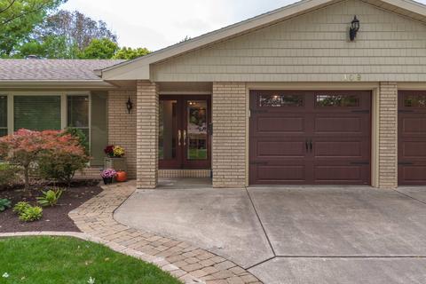109 Ruth Rd, Bloomington, IL 61701 photo 2