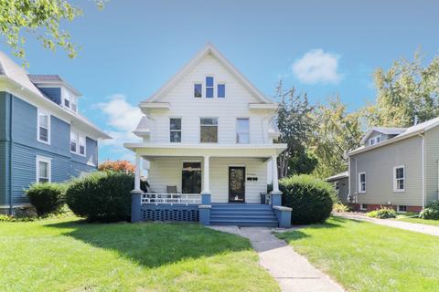 513 E Chestnut St, Bloomington, IL 61701 photo 1