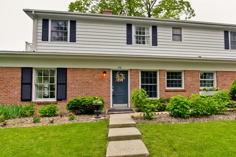 248 Circle Dr, Lake Bluff, IL 60044 photo 2