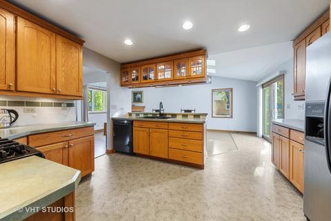 1308 Wakeman Ave, Wheaton, IL 60187 photo 7