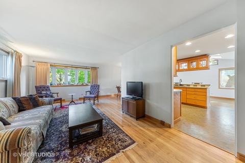 1308 Wakeman Ave, Wheaton, IL 60187 photo 2