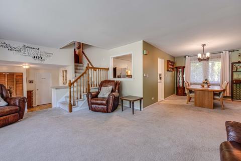 3656 N Firestone Dr, Hoffman Estates, IL 60192 photo 6