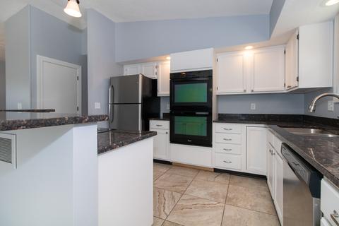 303 Garden Rd, Normal, IL 61761 photo 9