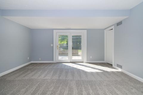 303 Garden Rd, Normal, IL 61761 photo 33