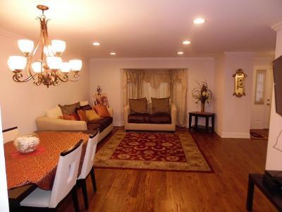 225 E Manchester Dr, Wheeling, IL 60090 photo 5