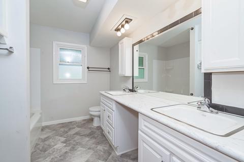 321 Oakdale Ave, Normal, IL 61761 photo 27