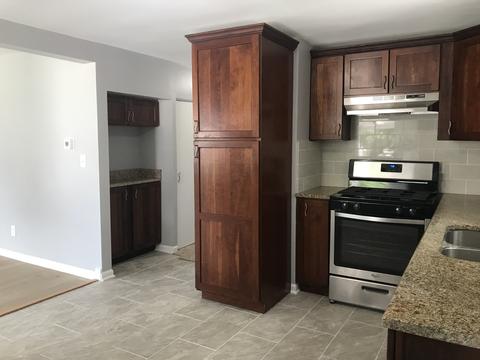 1109 Pleasant Pl, Aurora, IL 60505 photo 6