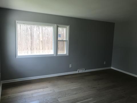 1109 Pleasant Pl, Aurora, IL 60505 photo 3