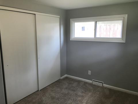 1109 Pleasant Pl, Aurora, IL 60505 photo 13