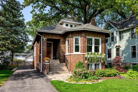 704 Forest Ave, River Forest, IL 60305 photo 1