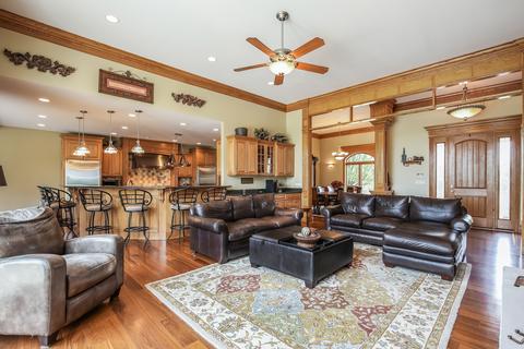9 N470 Tamara Dr, Elgin, IL 60124 photo 8