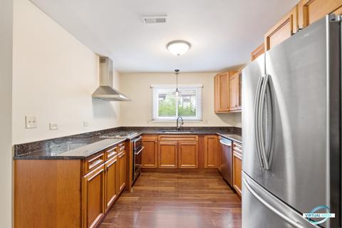 835 Sheldon Ct #A, Wheaton, IL 60189 photo 11
