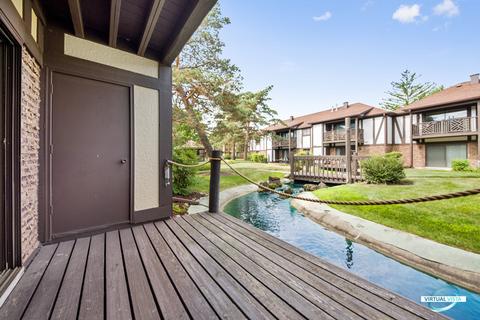 835 Sheldon Ct #A, Wheaton, IL 60189 photo 17