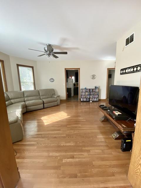 856 Illinois Ave, Elgin, IL 60120 photo 9