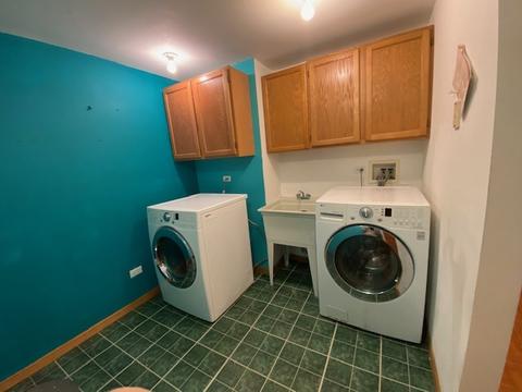 1917 Carrier Cir, Plainfield, IL 60586 photo 23