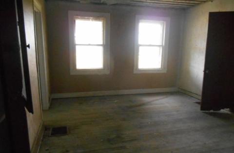17294 Sumner Rd, Pecatonica, IL 61063 photo 6