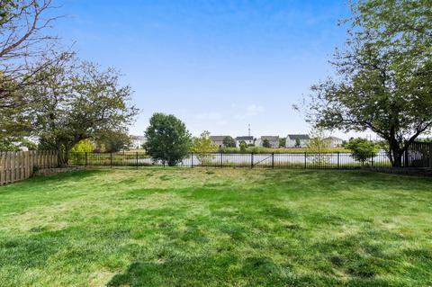 245 Burton Dr, Bartlett, IL 60103 photo 24