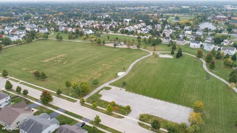 1876 Sedgegrass Trl, Aurora, IL 60504 photo 23