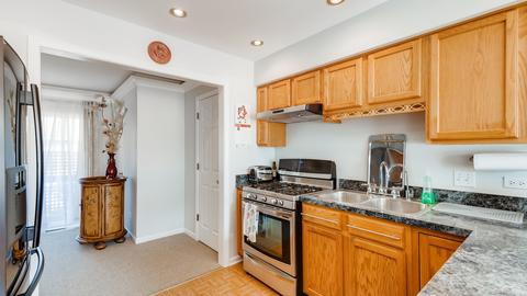 7560 Heritage Ct, Summit, IL 60501 photo 13