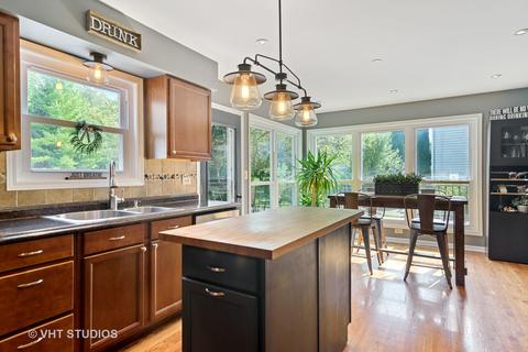 263 Brittany Trl, Elgin, IL 60120 photo 6