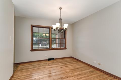 7516 Sheridan Dr, Willowbrook, IL 60527 photo 6