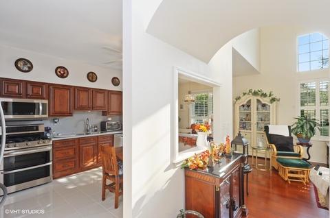 130 Commons Ct, Wheeling, IL 60090 photo 5