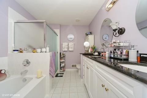 130 Commons Ct, Wheeling, IL 60090 photo 17