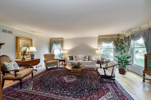 1473 Sandy Hook St, Wheaton, IL 60189 photo 13
