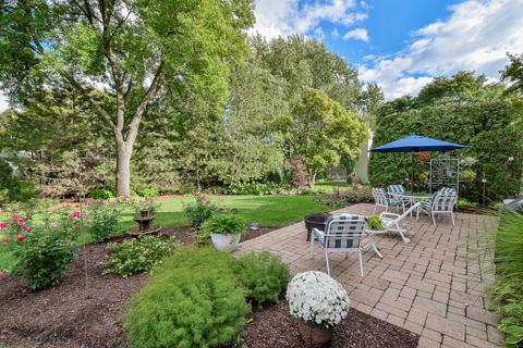 1473 Sandy Hook St, Wheaton, IL 60189 photo 2