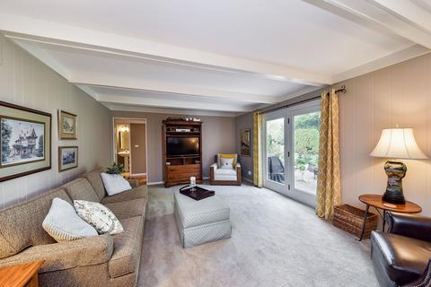 1473 Sandy Hook St, Wheaton, IL 60189 photo 12