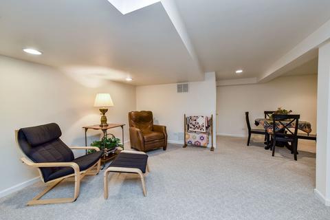 1473 Sandy Hook St, Wheaton, IL 60189 photo 22