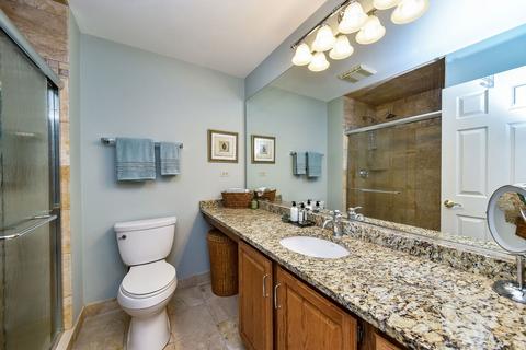 1473 Sandy Hook St, Wheaton, IL 60189 photo 9
