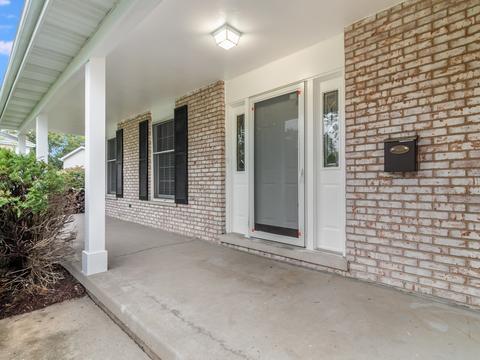 1909 Cheshire Ct, Wheaton, IL 60187 photo 3