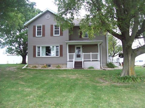 216 Baseline Rd, Walnut, IL 61376 photo 1
