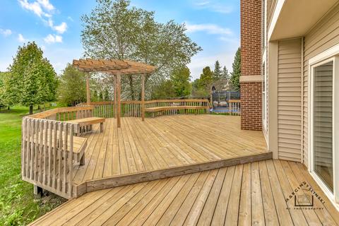 4630 Whitehall Ln, Algonquin, IL 60102 photo 4