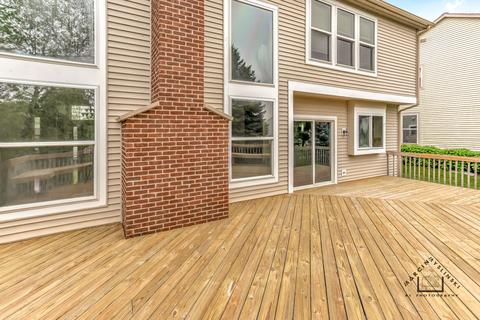 4630 Whitehall Ln, Algonquin, IL 60102 photo 5