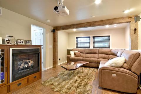 813 Prairie Ave, Bartlett, IL 60103 photo 31