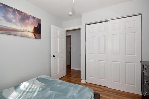 813 Prairie Ave, Bartlett, IL 60103 photo 17