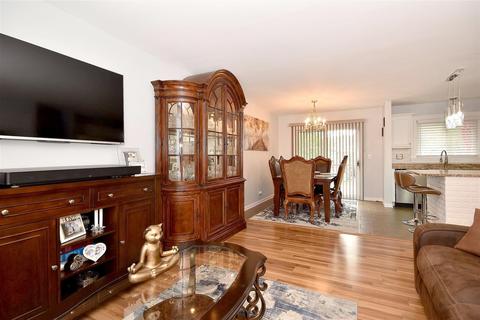 813 Prairie Ave, Bartlett, IL 60103 photo 27